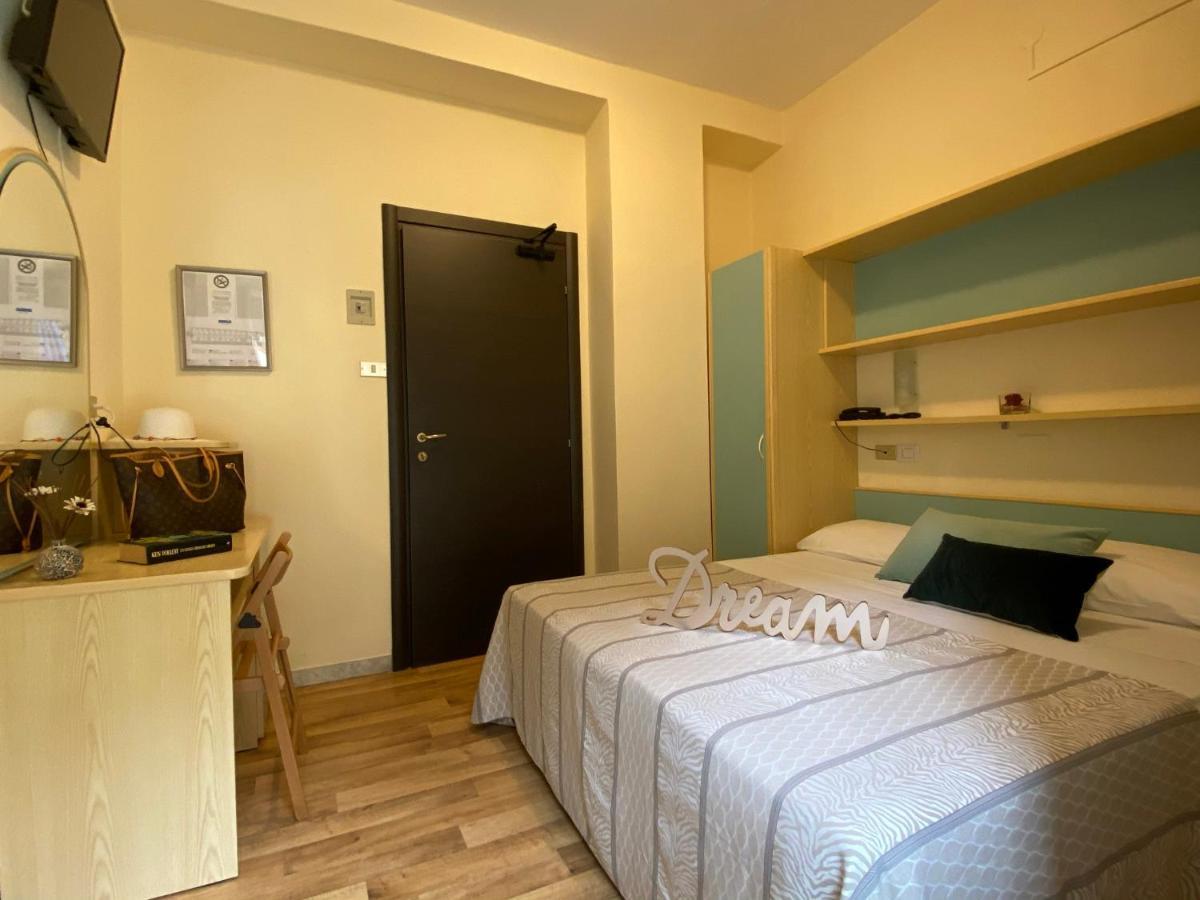 Hotel Jumbo Rimini Exterior photo