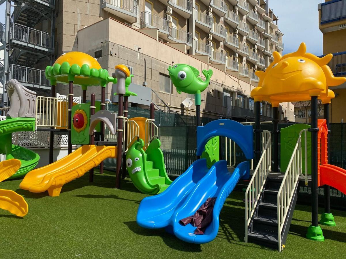 Hotel Jumbo Rimini Exterior photo