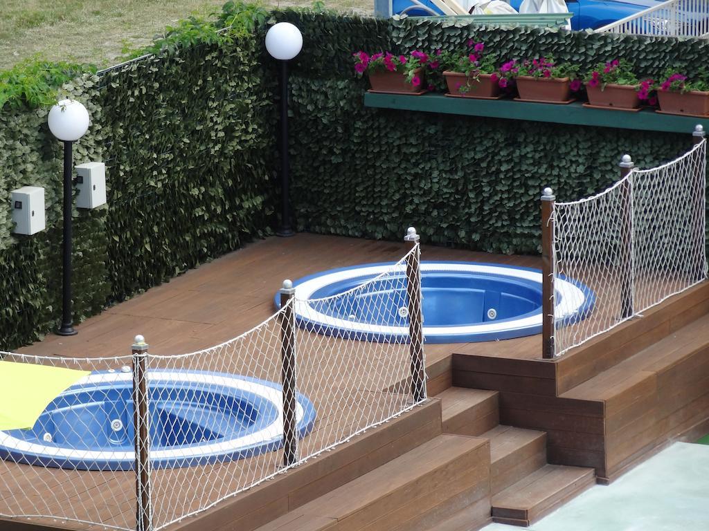 Hotel Jumbo Rimini Exterior photo
